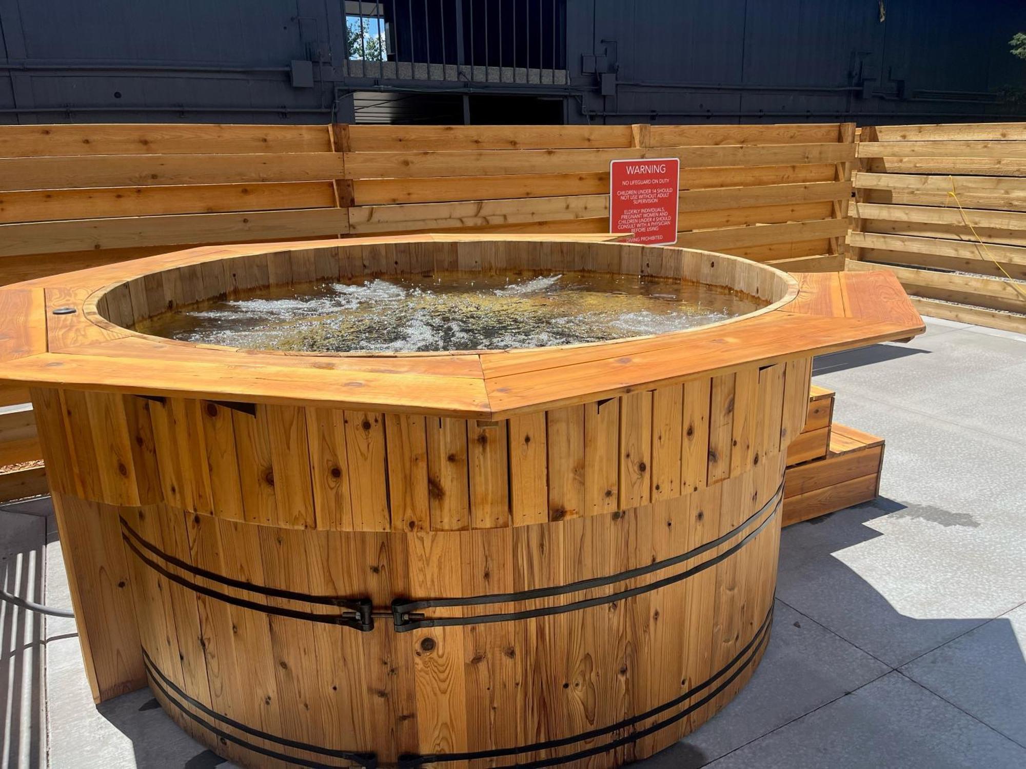 狼溪滑雪酒店 南福克 外观 照片